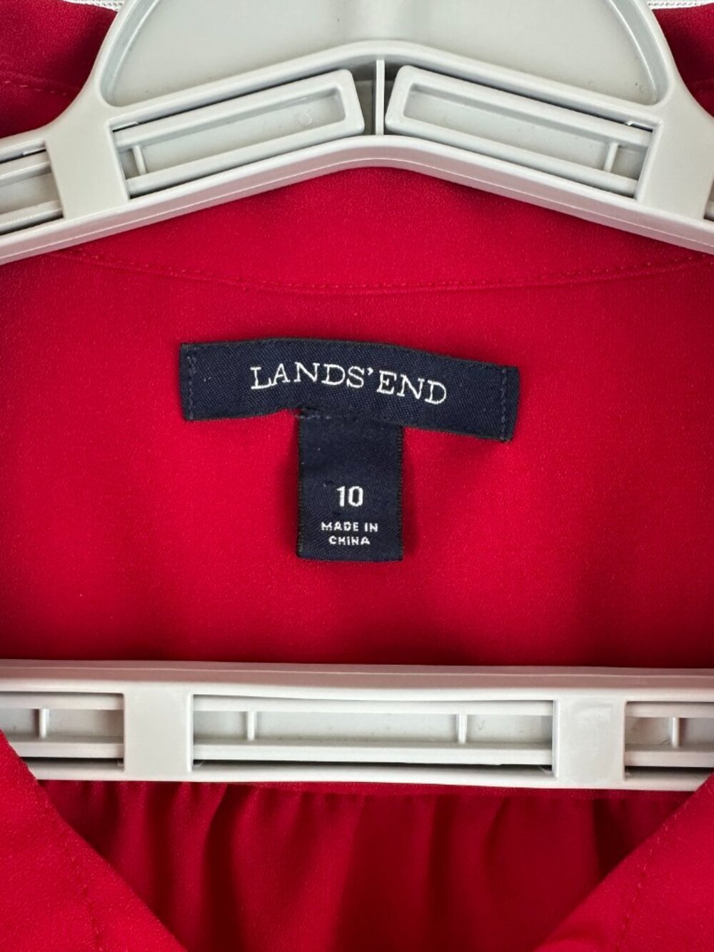 LAND'S END WOMEN'S BUTTON-DOWN SOLID RED LONG SLEEVE RED COLOR BLOUSE SIZE 10 - Picture 2 of 8